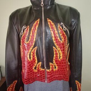 RARE MILWAUKEE MOTORCYCLE CLOTHING CO GENUINE LEATHER CROP JACKET